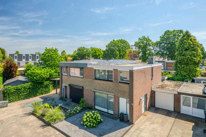 Tussenwoning te koop: Engelenstraat 23, Venray
