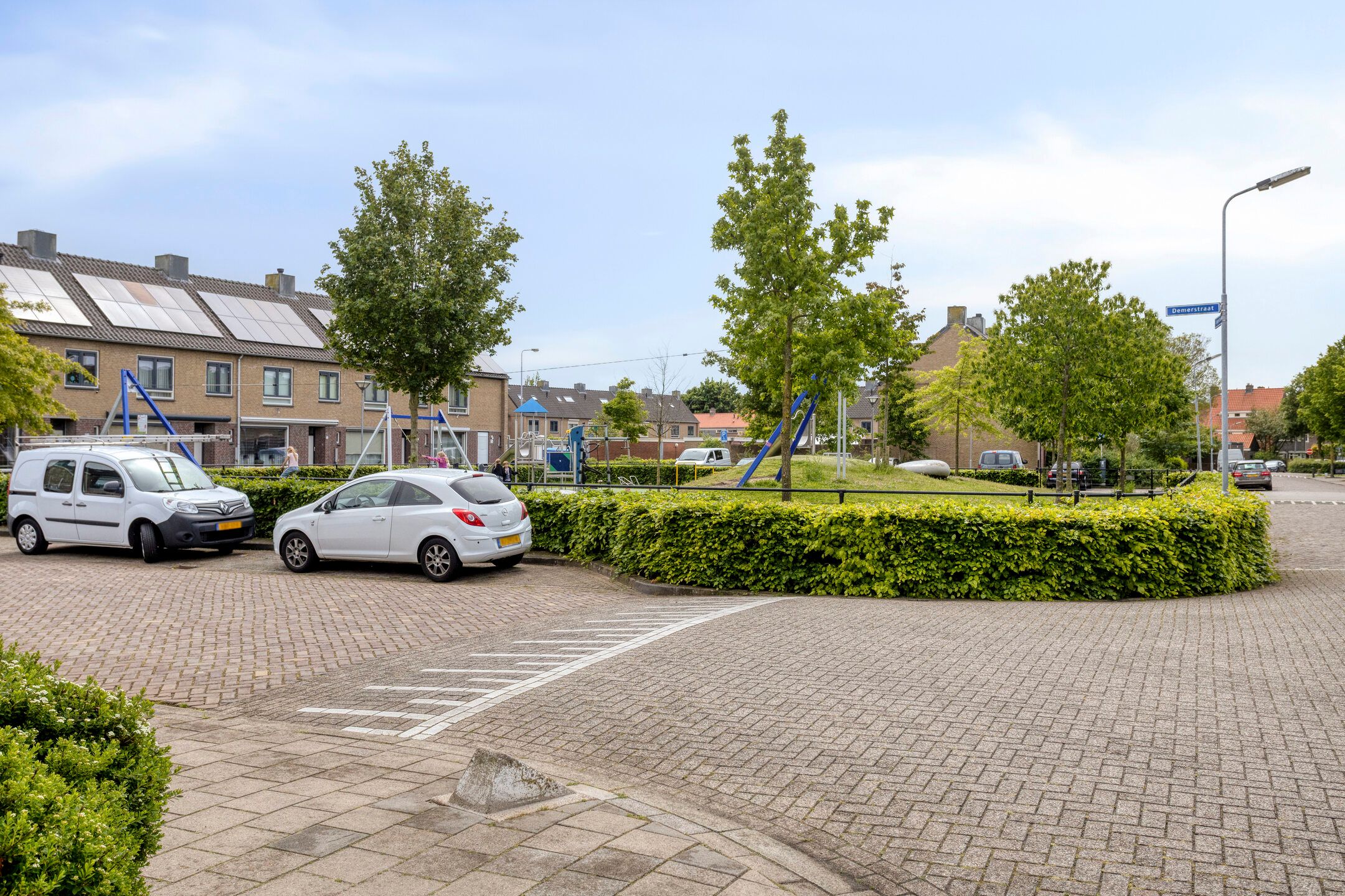 Photo 18 of Lekstraat 157