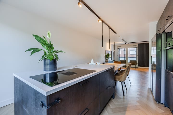 Tussenwoning te koop: Uniceflaan 44, Hellevoetsluis