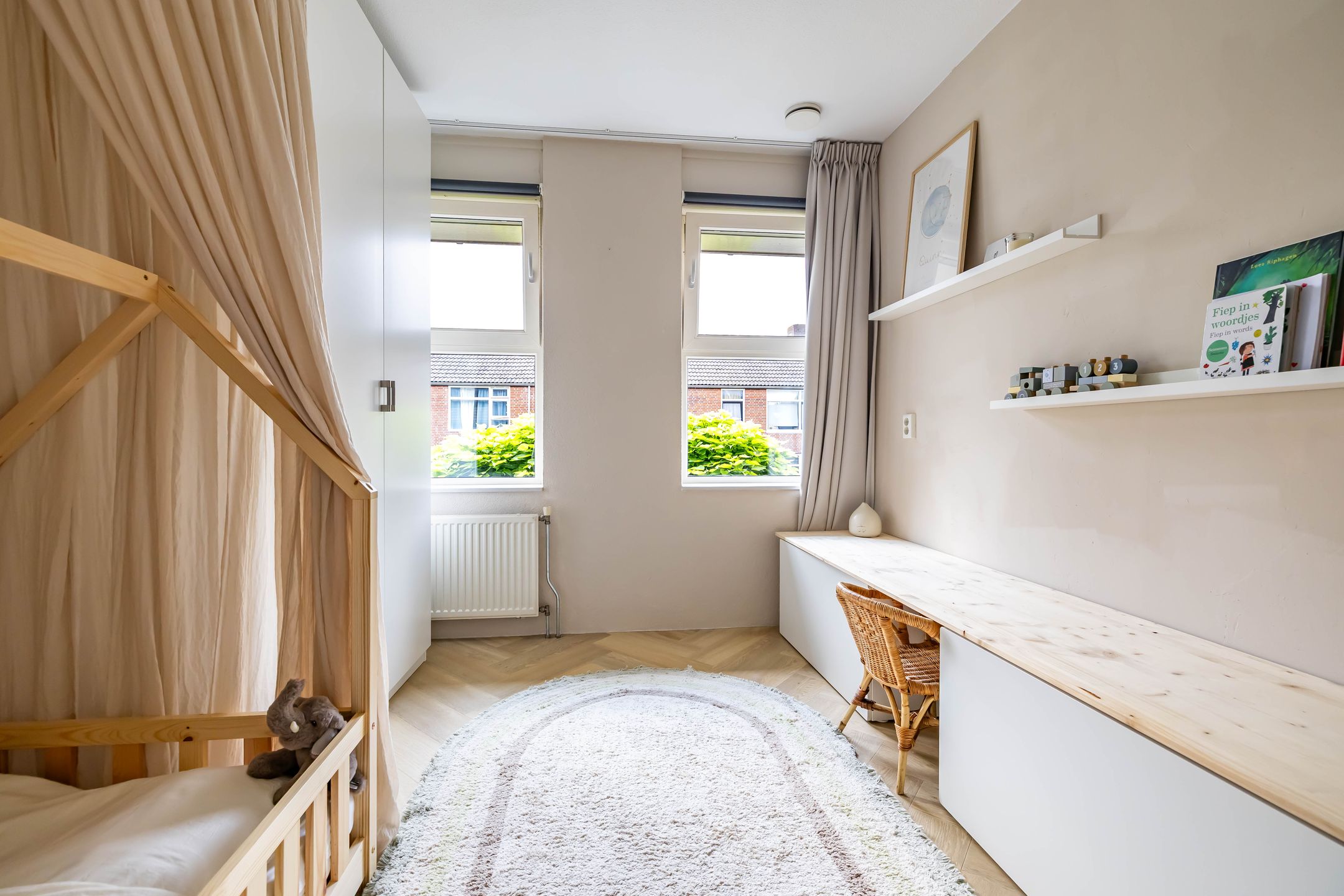 Photo 39 of Leisteenstraat 23