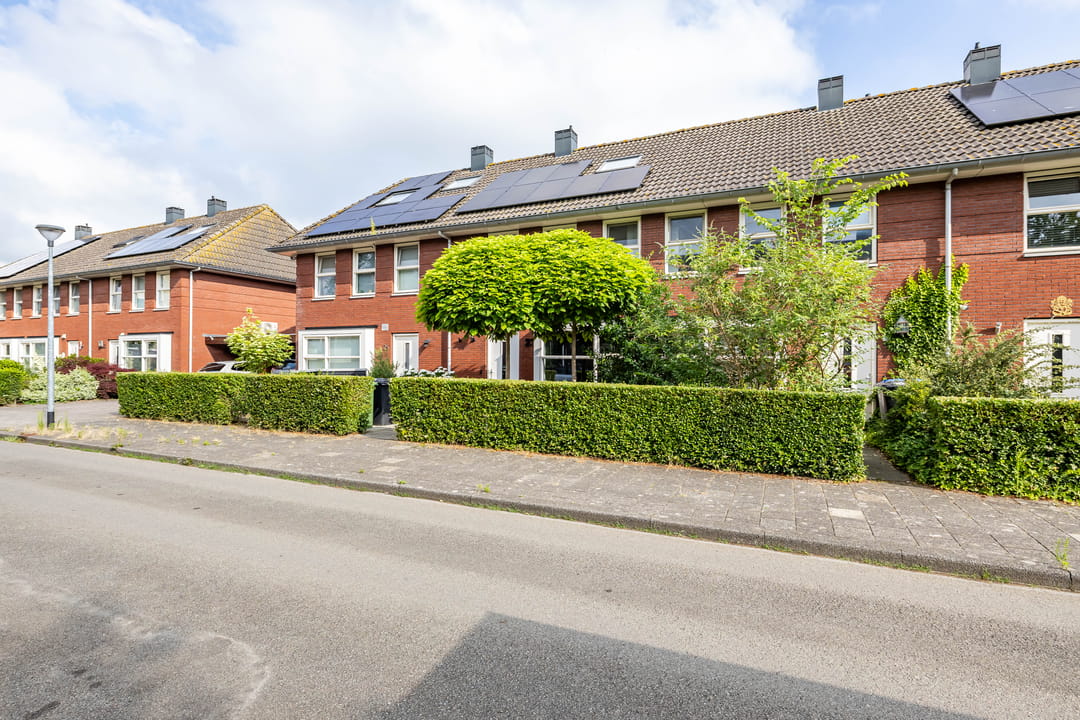 Photo 8 of Leisteenstraat 23