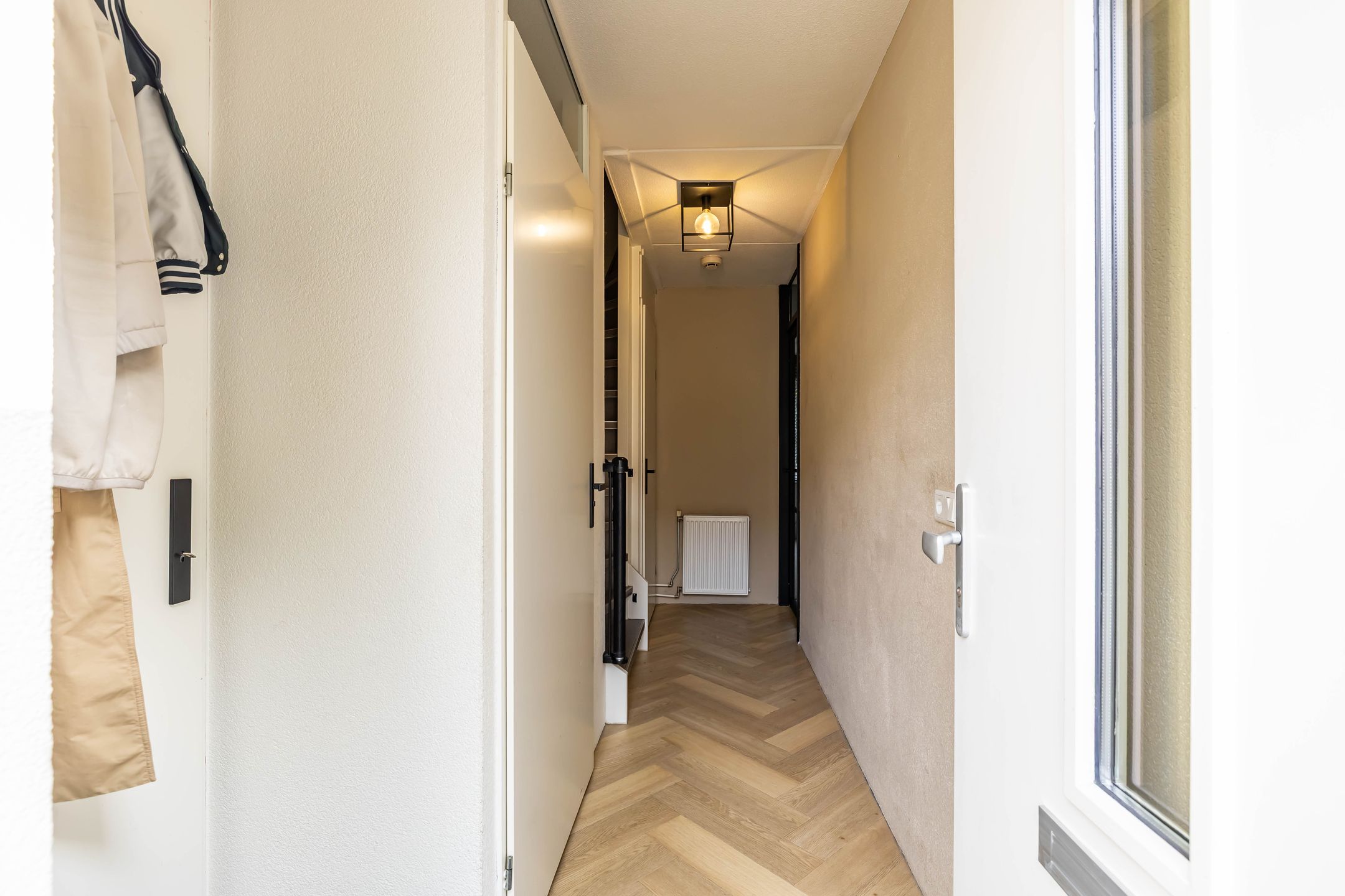 Photo 12 of Leisteenstraat 23