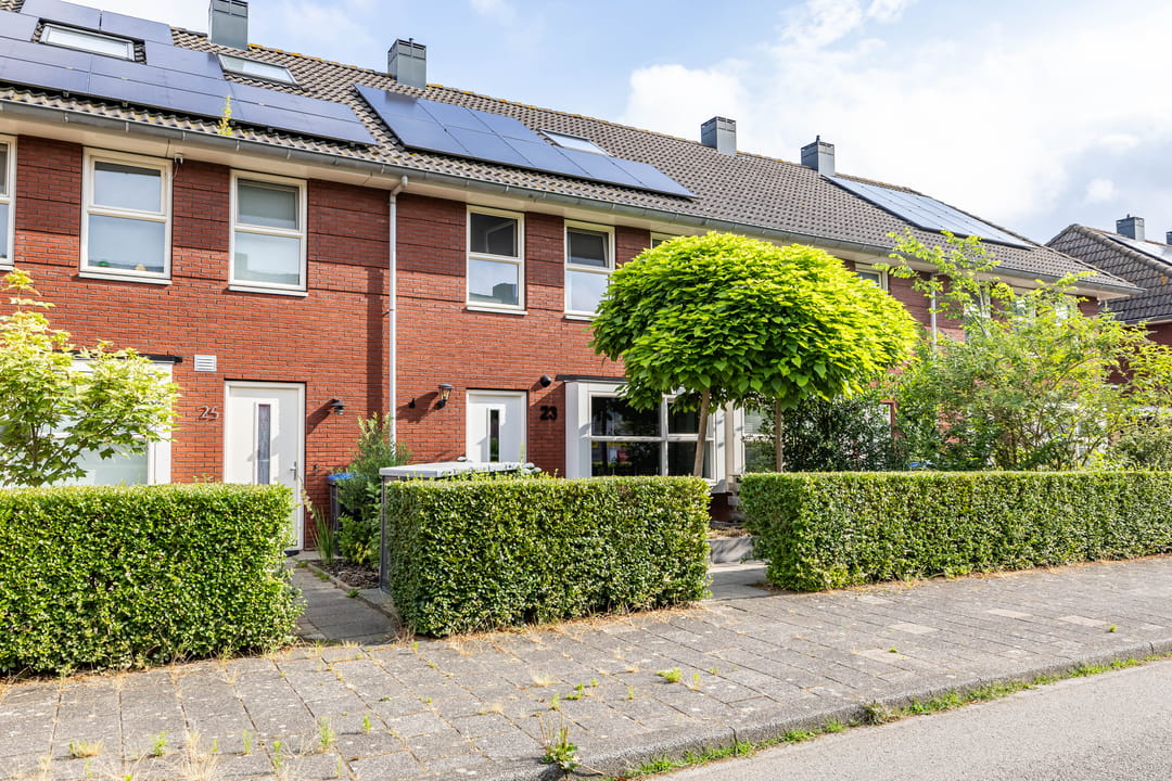 Photo 1 of Leisteenstraat 23