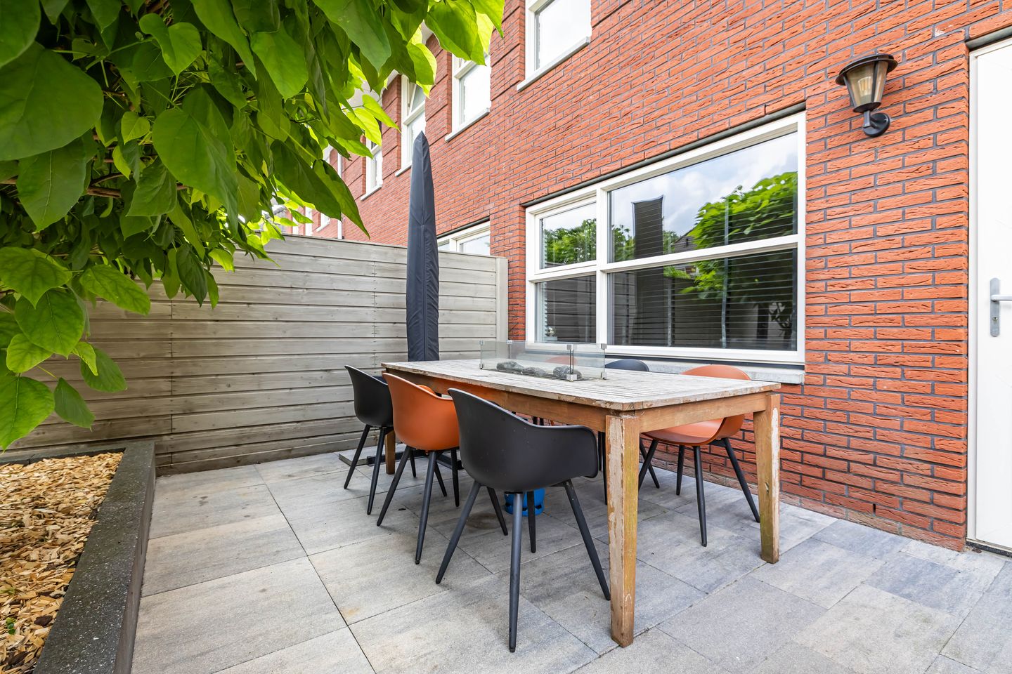 Photo 35 of Leisteenstraat 23