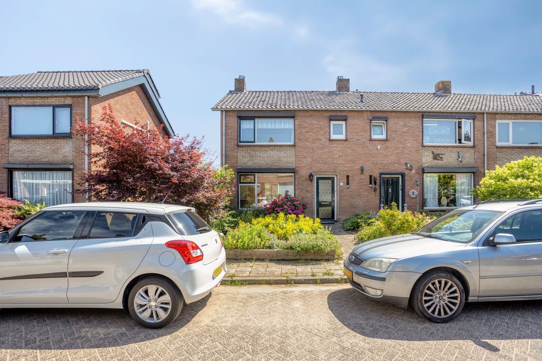 Photo 2 of Pastoor Grimmeltstraat 24