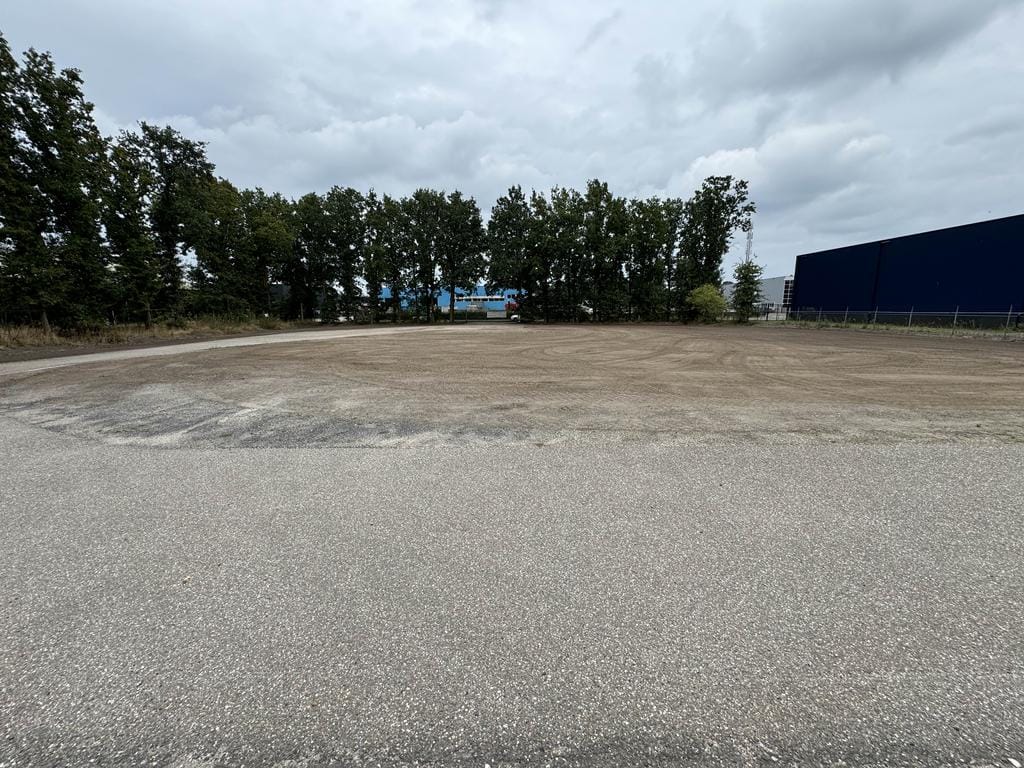 View photo 4 of Industrieweg