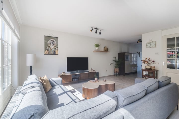 Tussenwoning te koop: Aristoteleslaan 79, 'S-Gravenhage
