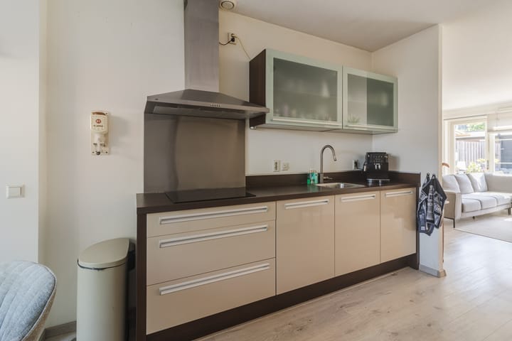 Tussenwoning te koop: Aristoteleslaan 79, 'S-Gravenhage
