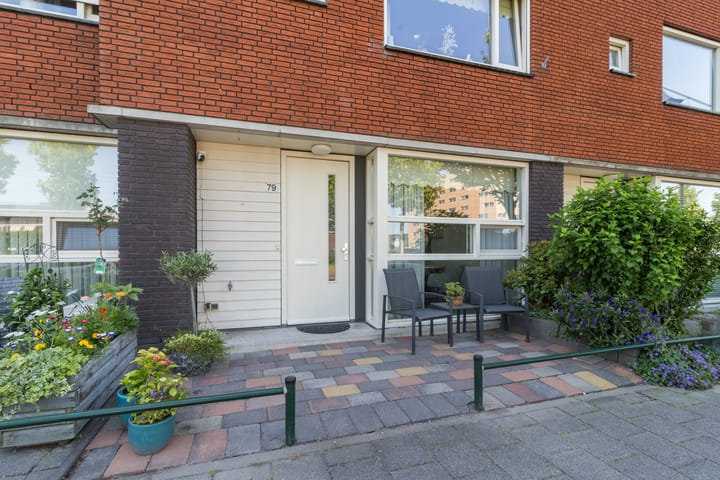 Tussenwoning te koop: Aristoteleslaan 79, 'S-Gravenhage