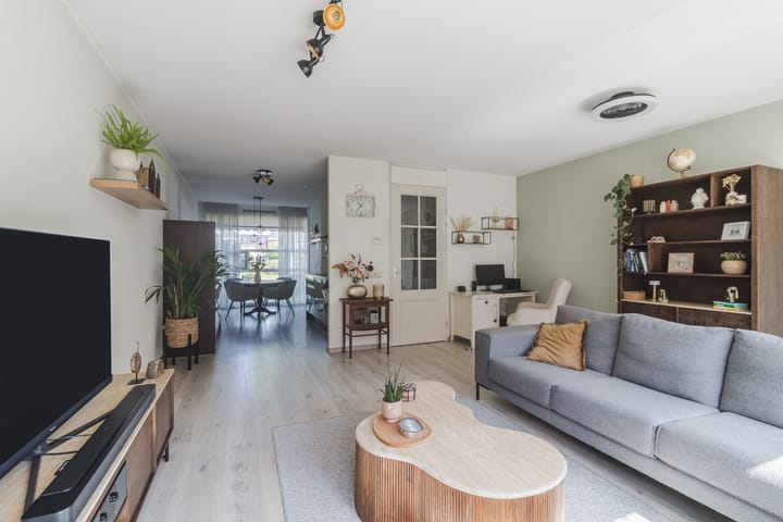 Tussenwoning te koop: Aristoteleslaan 79, 'S-Gravenhage