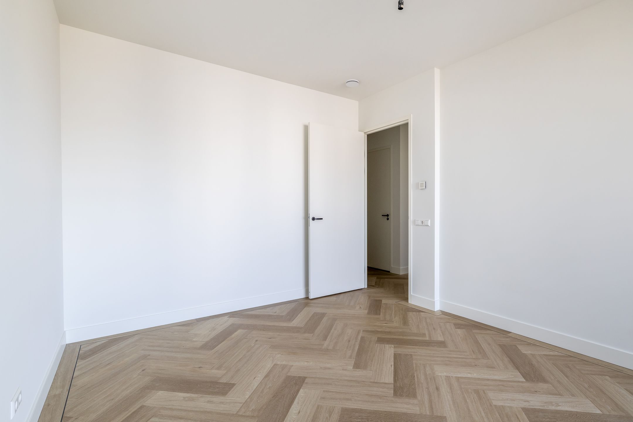 Photo 36 of Hoola van Nootenstraat 321