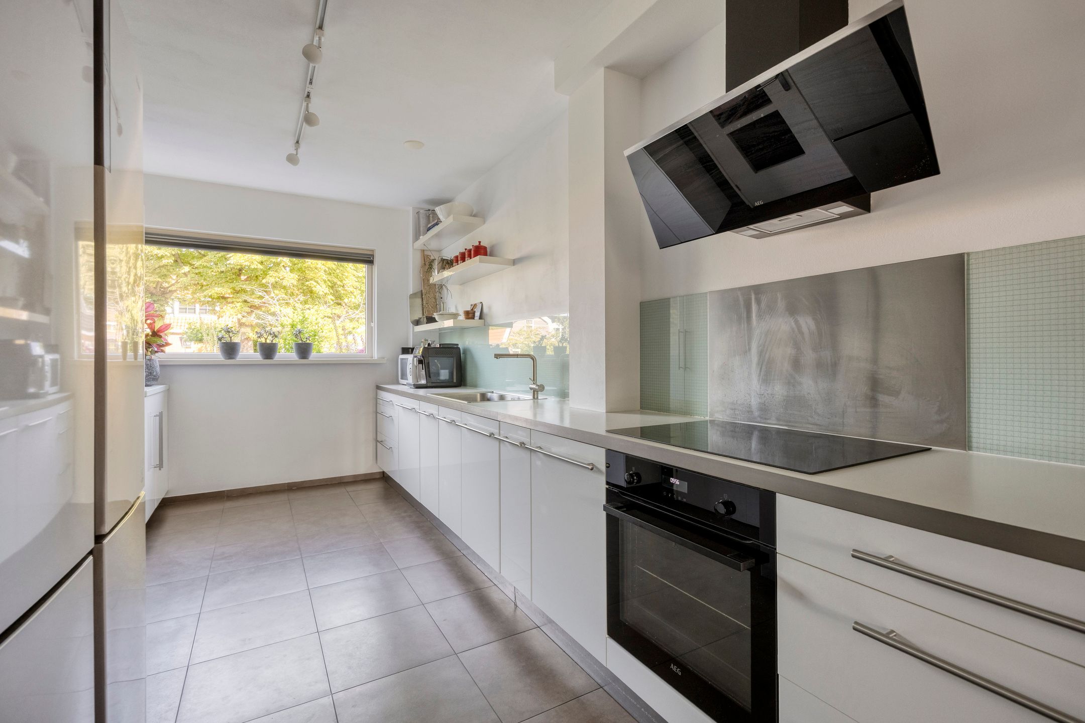 Photo 12 of Middenweg 108