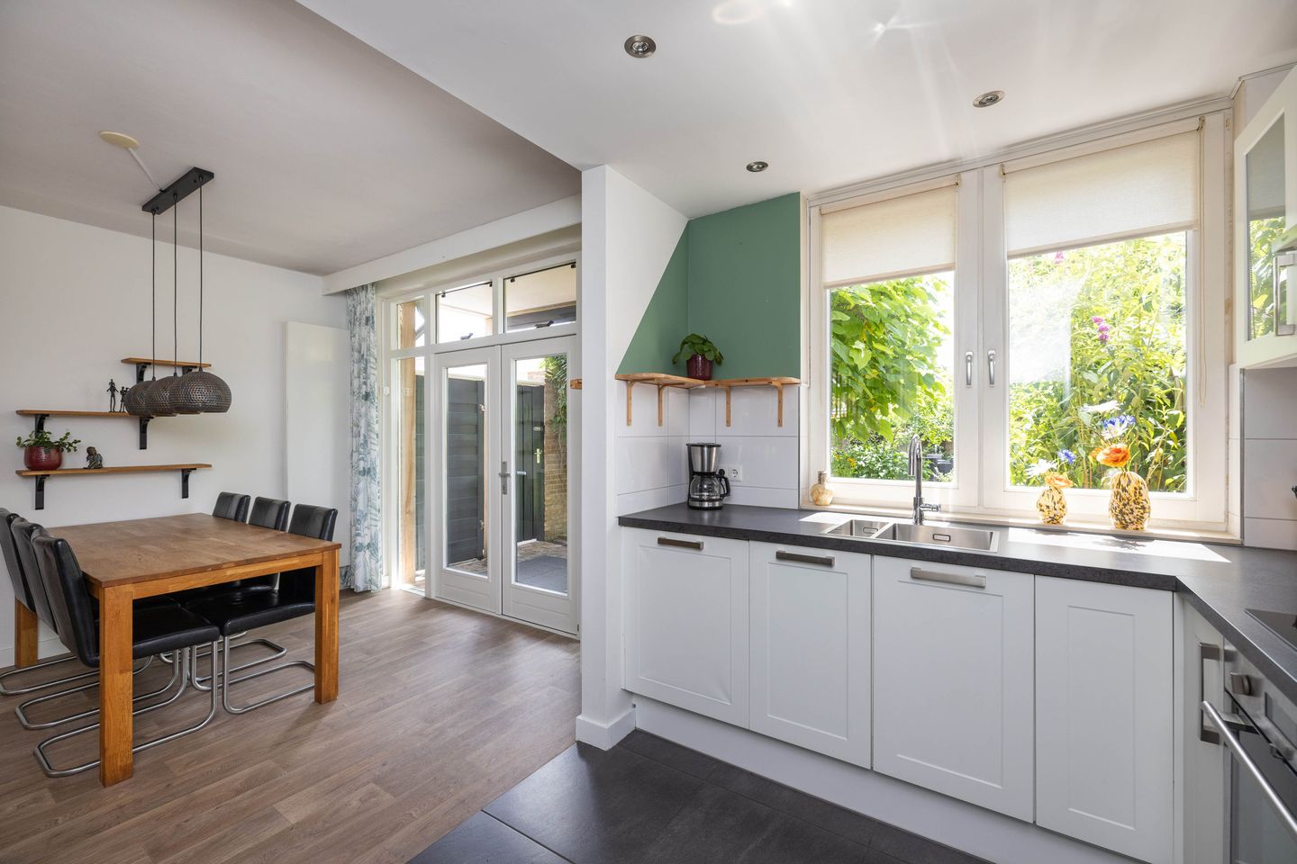 Photo 10 of Goudenregenstraat 41