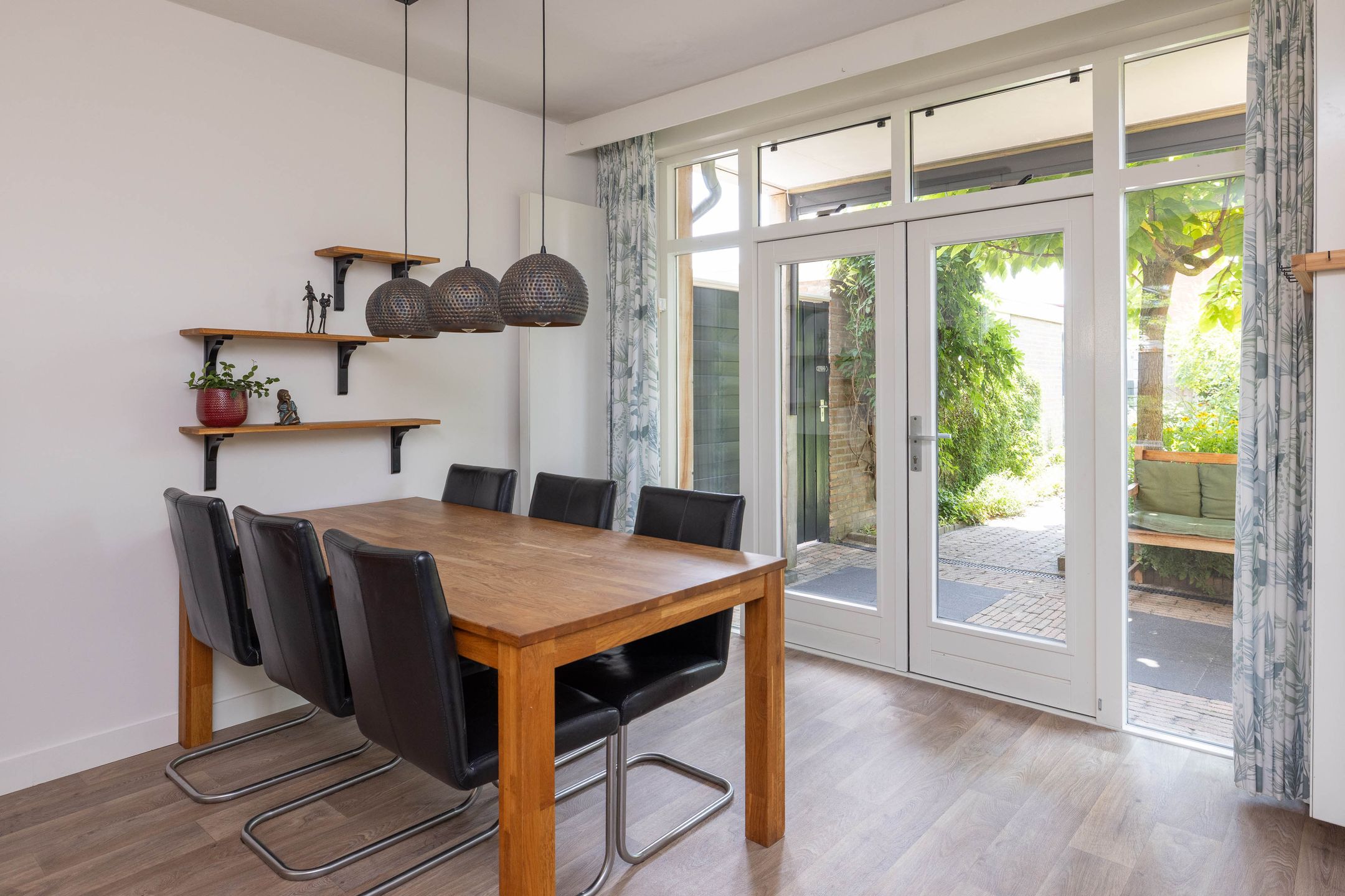 Photo 6 of Goudenregenstraat 41