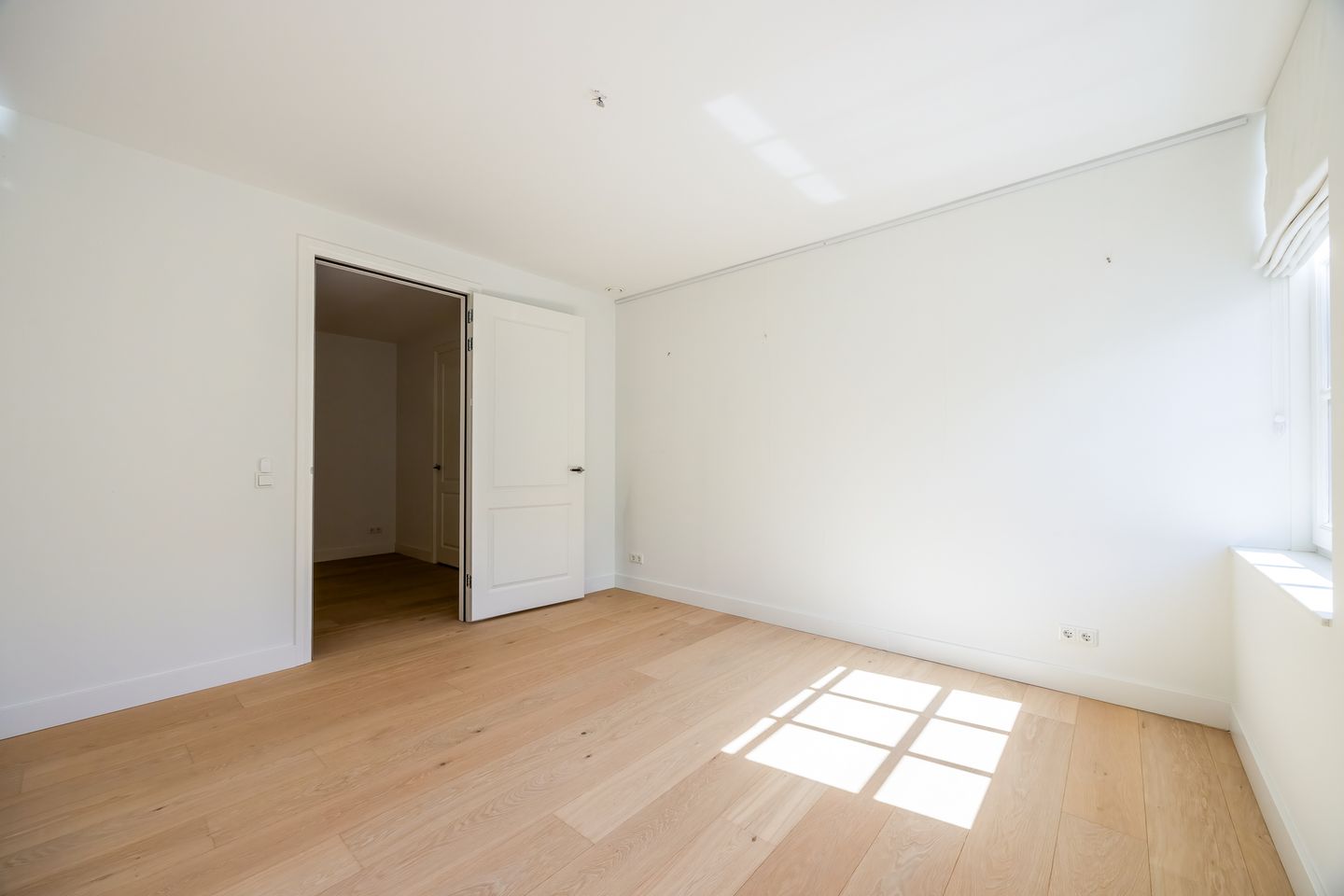 Foto 40 van Raadhuisstraat 6