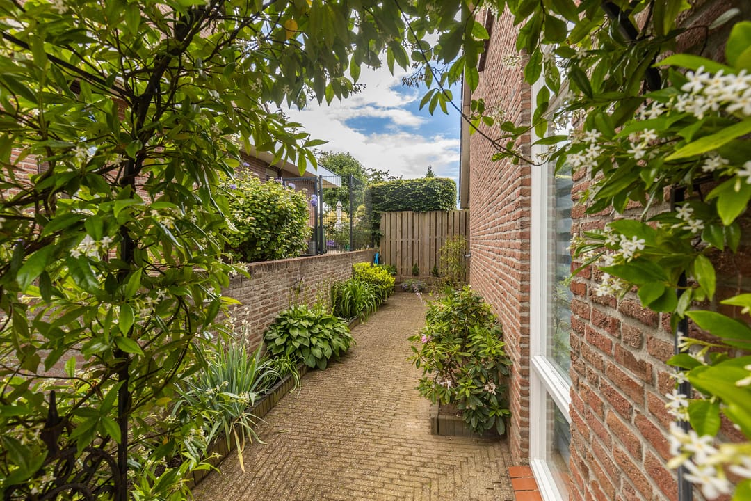 Foto 47 van Hussenbergstraat 8-A