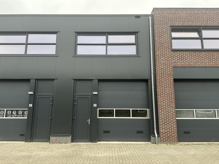 De Tocht 4-D, Bovenkarspel