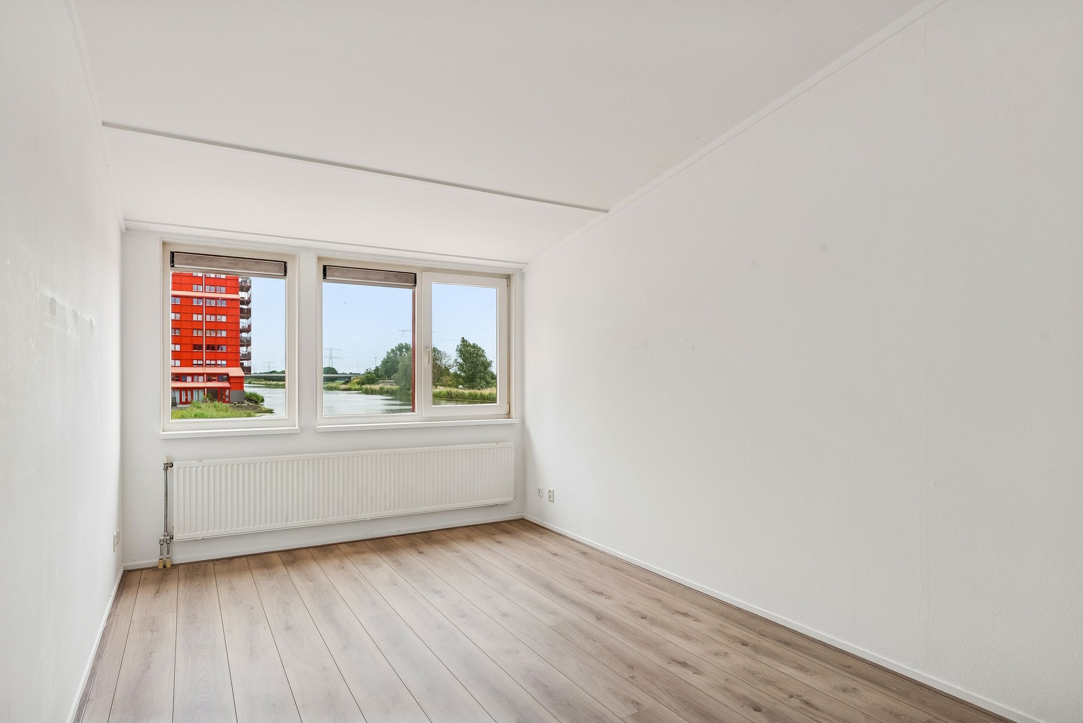 Photo 12 of Pastelstraat 61
