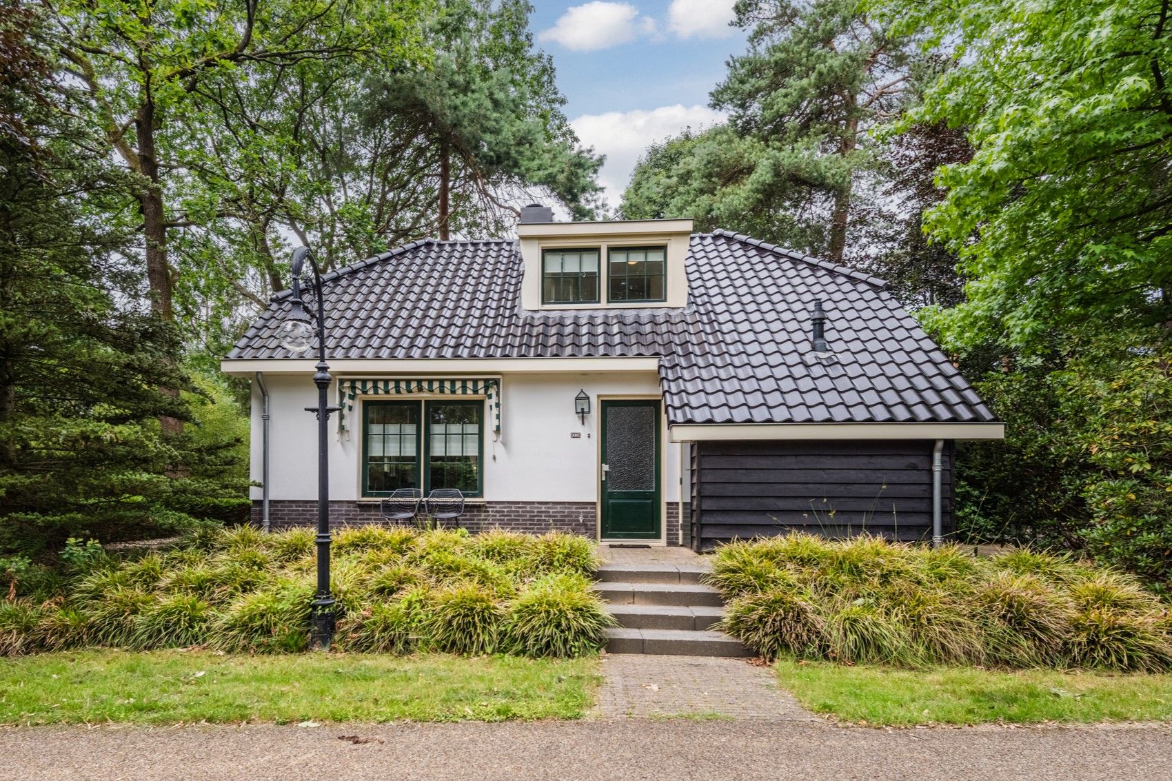 4-bedroom freehold villa in Lunteren — photo 5 of 5