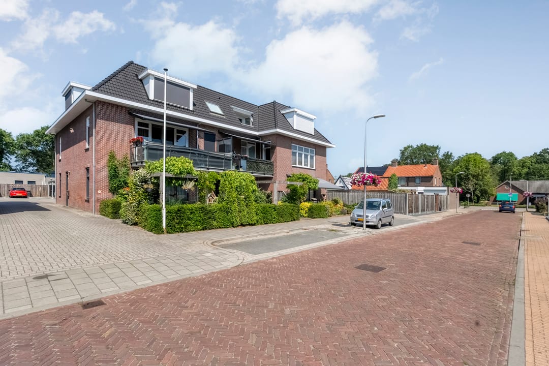 Foto 1 van Burgemeester Oprellaan 1-A