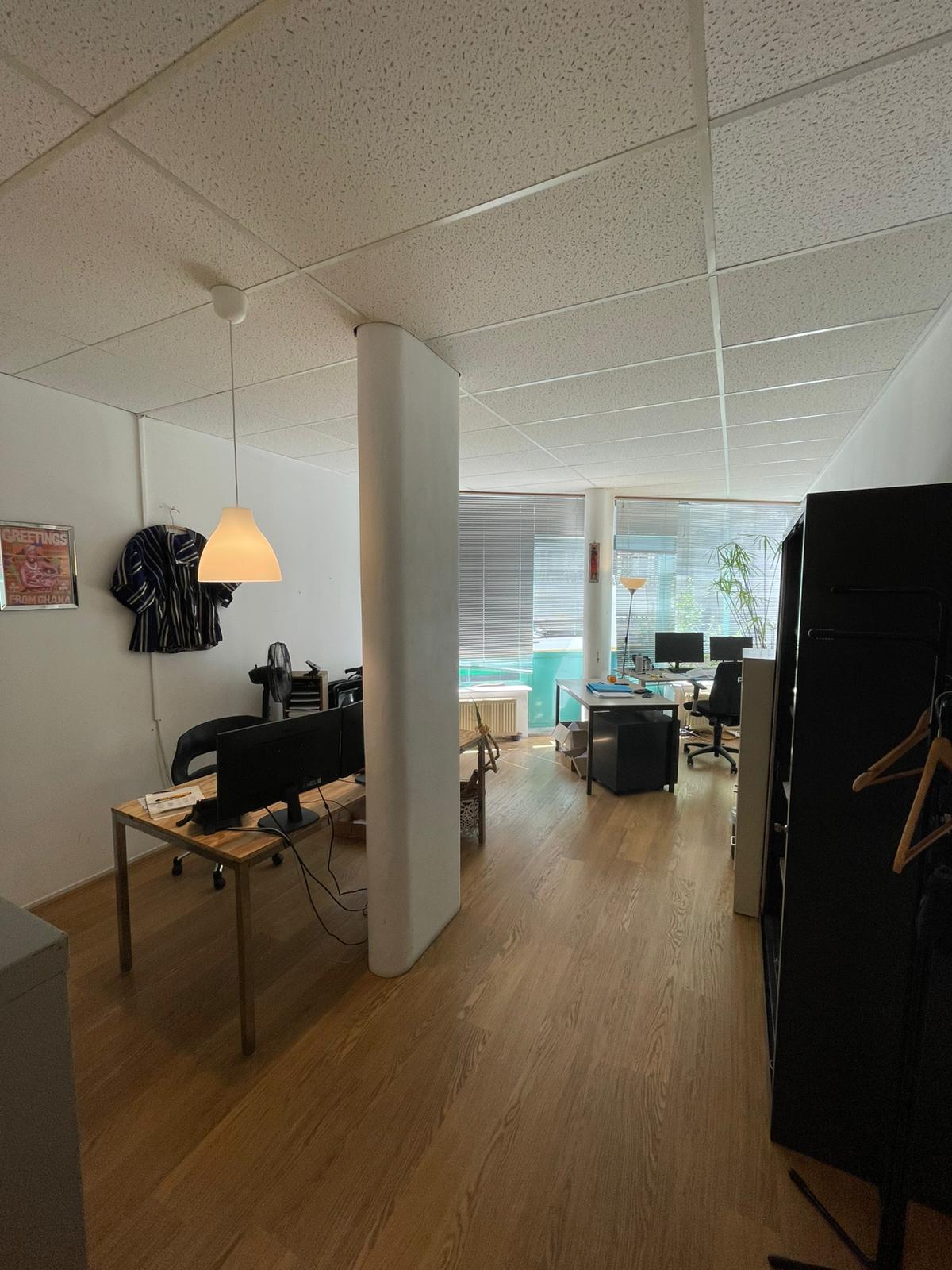 View photo 4 of Binnengasthuisstraat 148