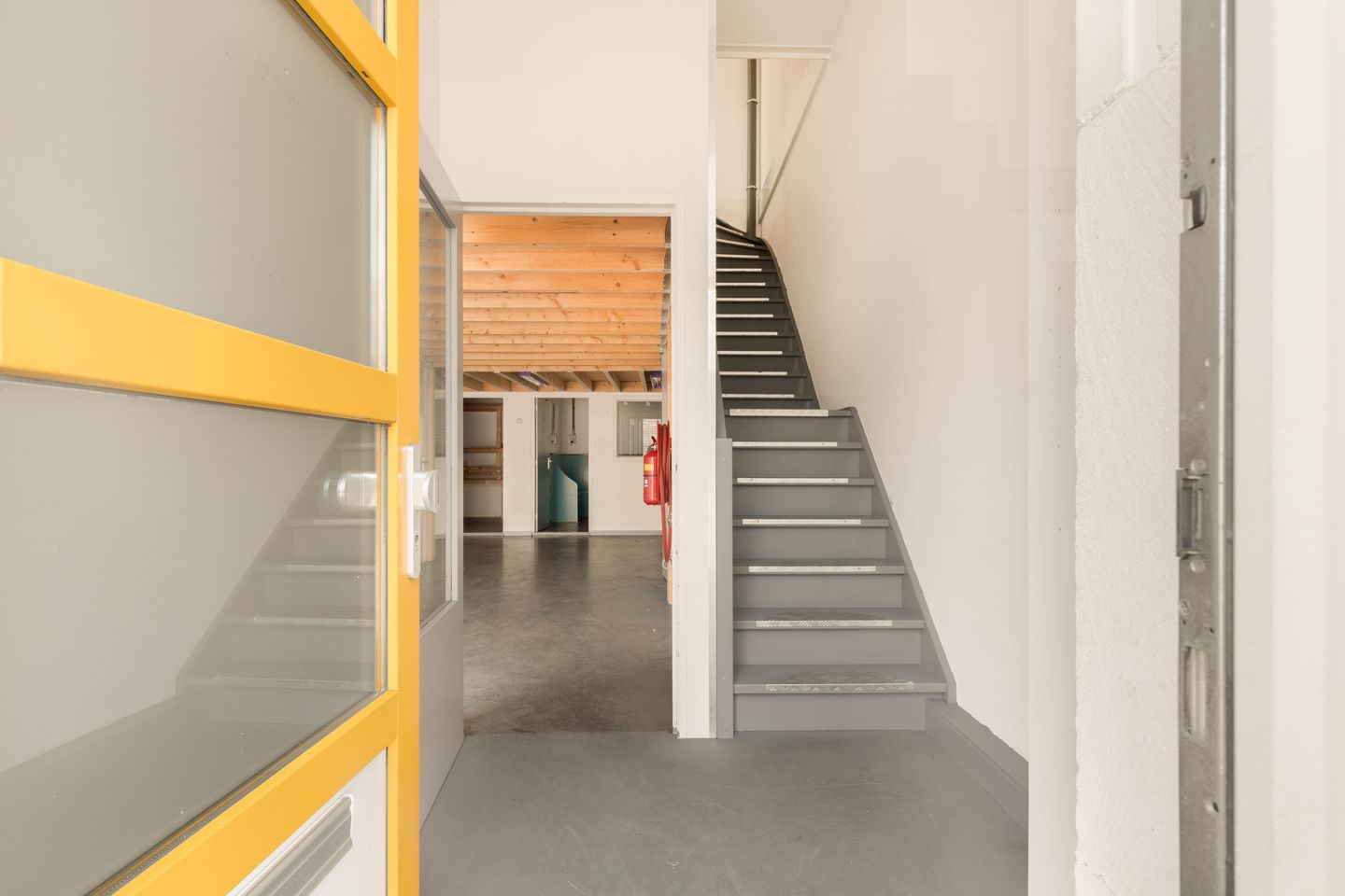 Bekijk foto 5 van Middenhavenstraat 94