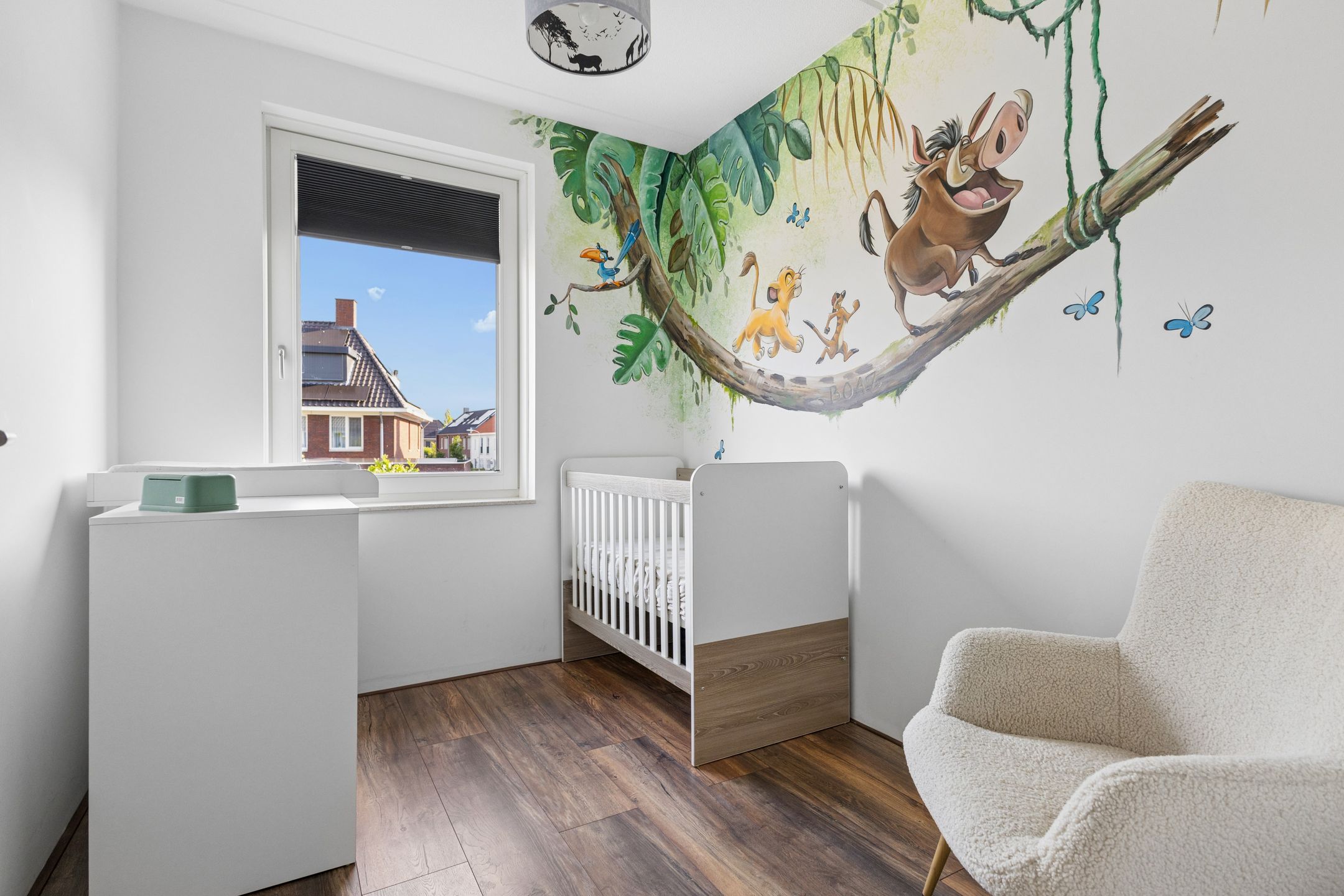 Photo 39 of H Vervoornstraat 18