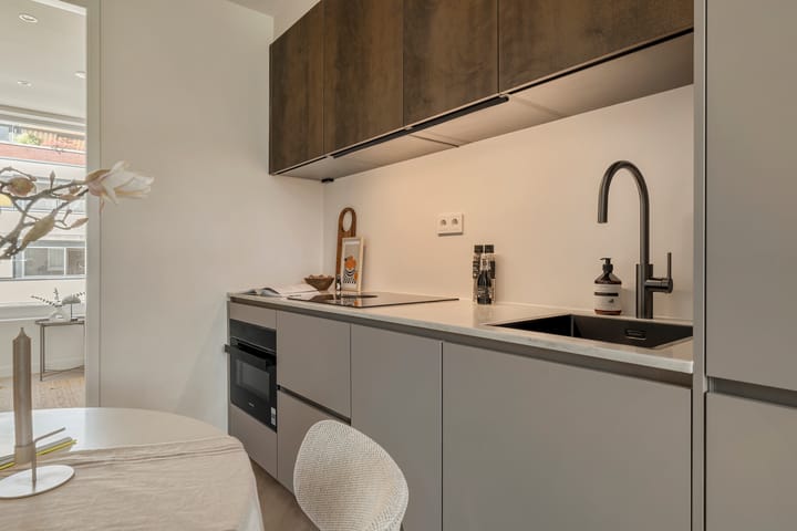 Photo 4 of Oetewalerstraat 44-2