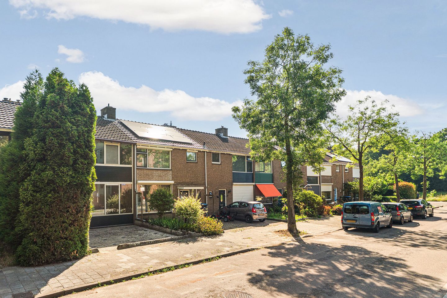 Foto 44 van Balladestraat 14