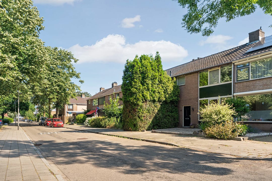 Foto 43 van Balladestraat 14