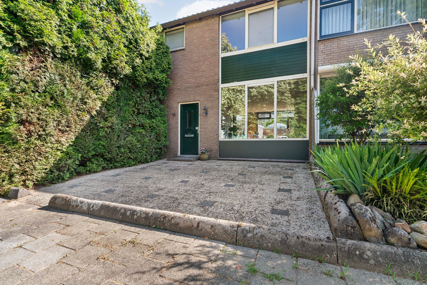 Foto 40 van Balladestraat 14