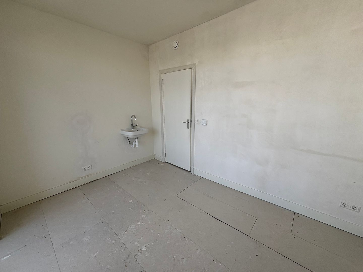 Photo 10 of Cabralstraat 12-2