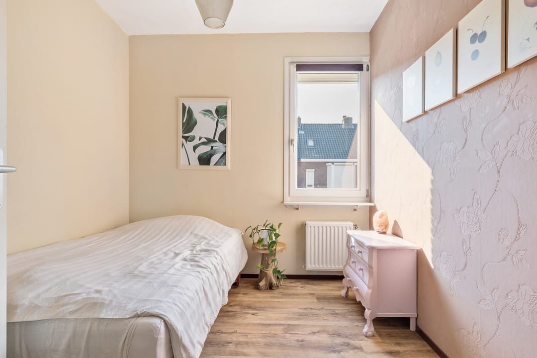 Photo 17 of Groenlingstraat 43