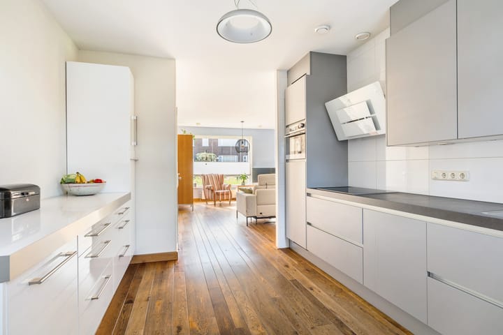 Photo 4 of Groenlingstraat 43
