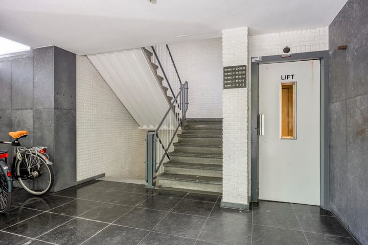Photo 4 of Mgr. Leijtenstraat 30