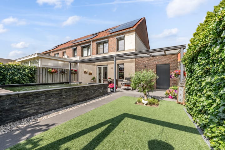 Photo 2 of Lupinenstraat 25