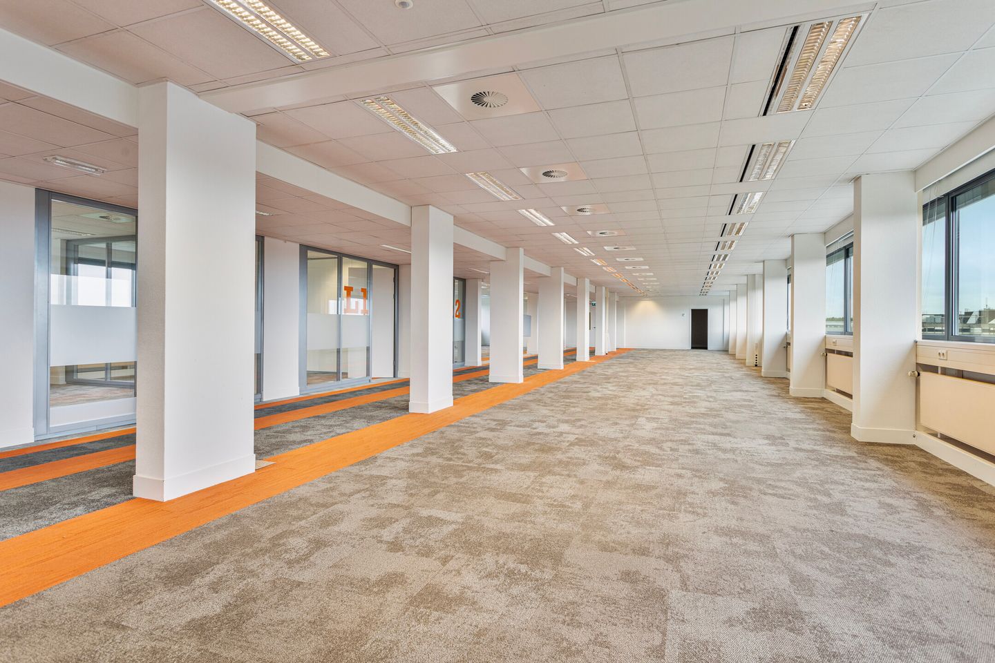 View photo 4 of Laan Corpus den Hoorn 102