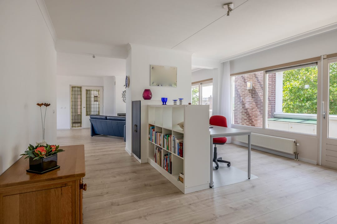 Photo 22 of Prins Hendrikstraat 66-D