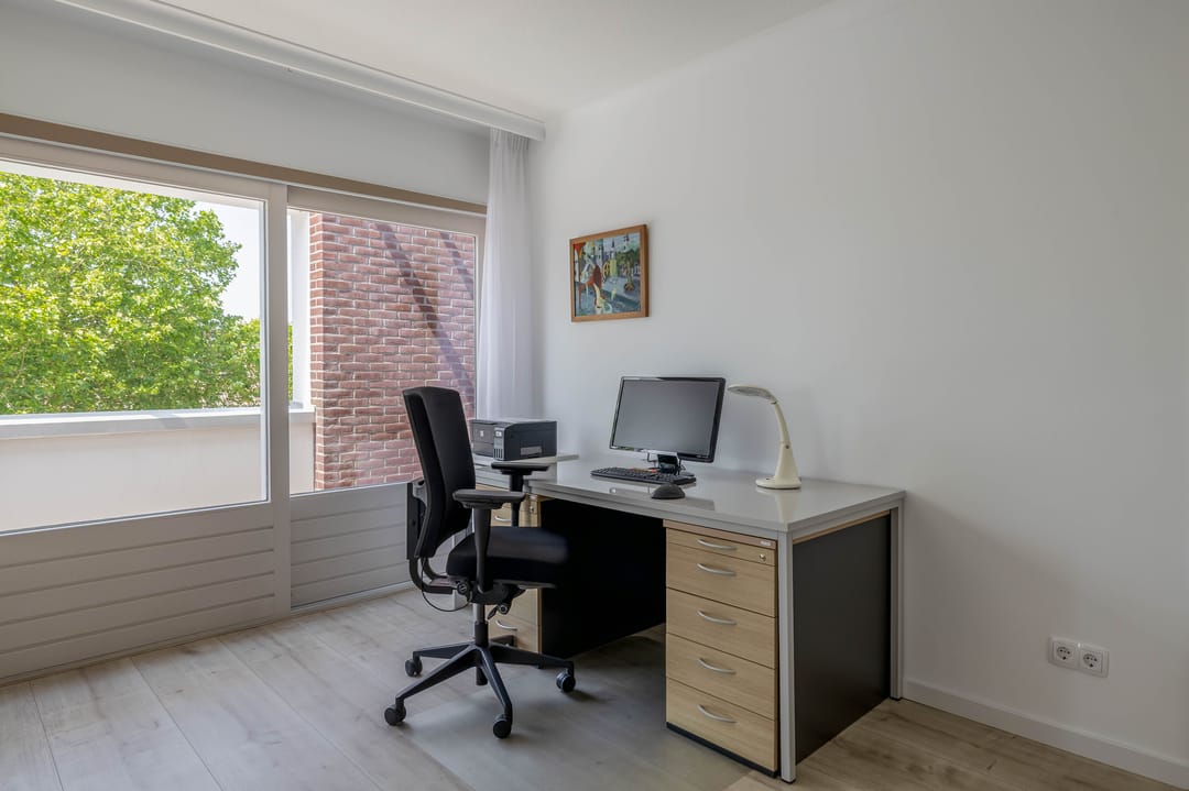 Photo 26 of Prins Hendrikstraat 66-D