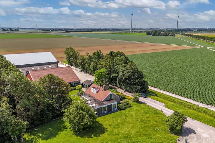 Vrijstaande woning te koop: Swifterringweg 15, Lelystad