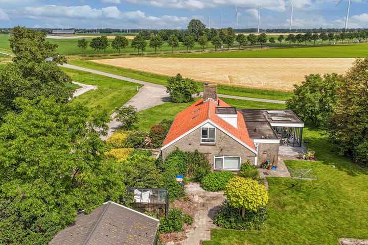 Vrijstaande woning te koop: Swifterringweg 15, Lelystad