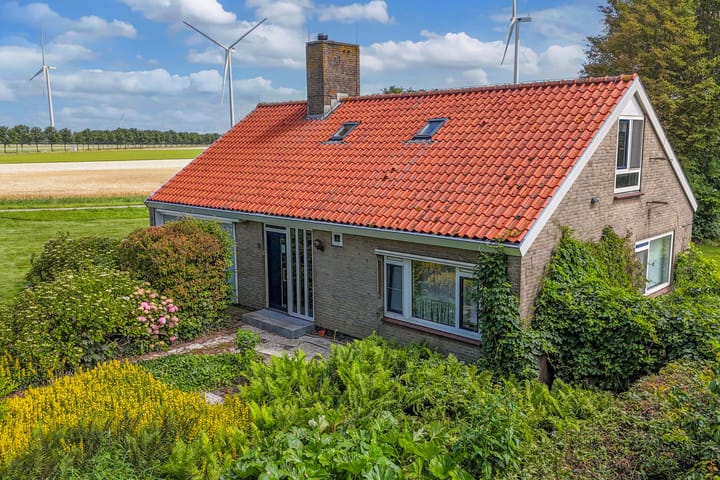 Vrijstaande woning te koop: Swifterringweg 15, Lelystad
