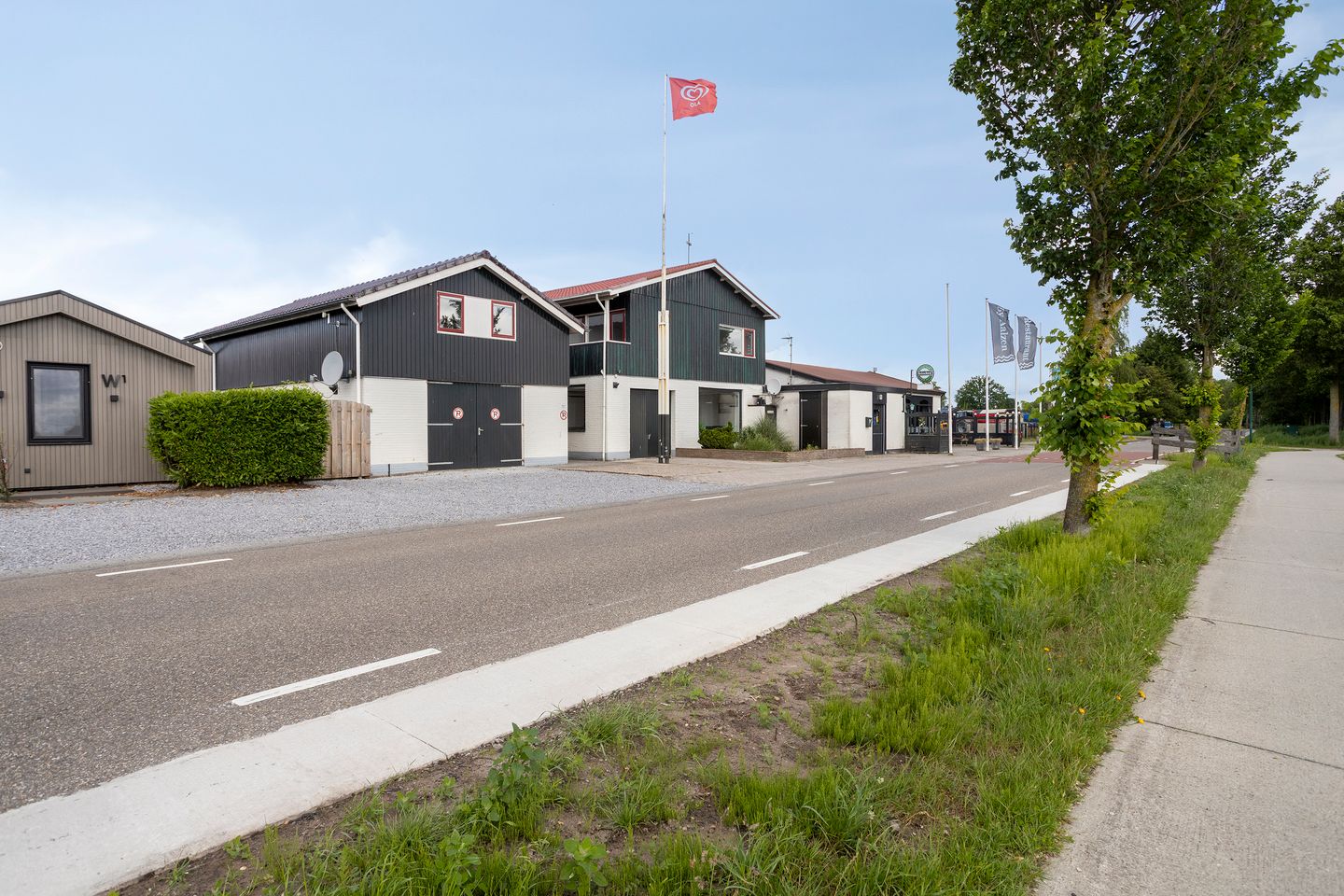 Bekijk foto 3 van Badweg 32