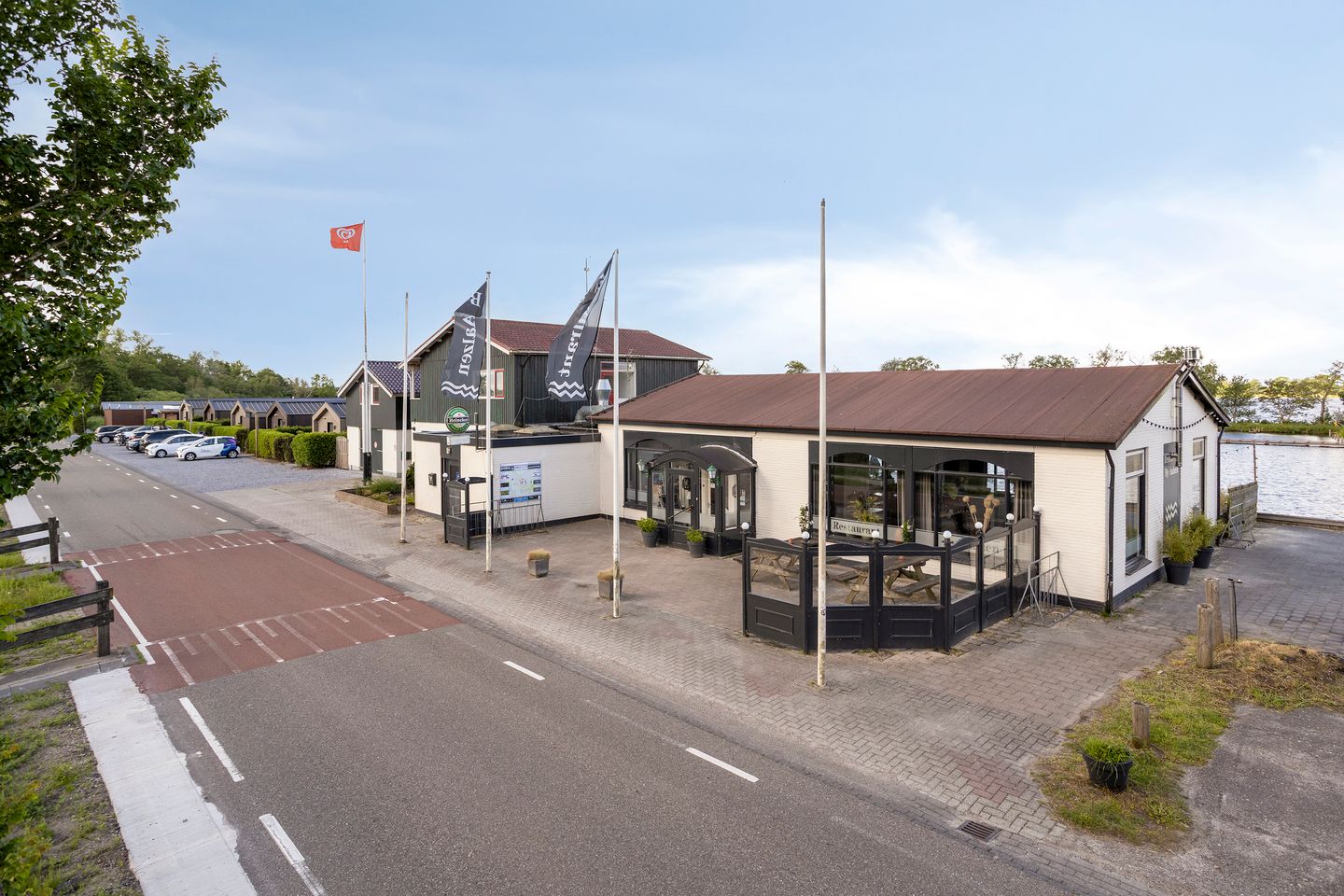 Bekijk foto 1 van Badweg 32