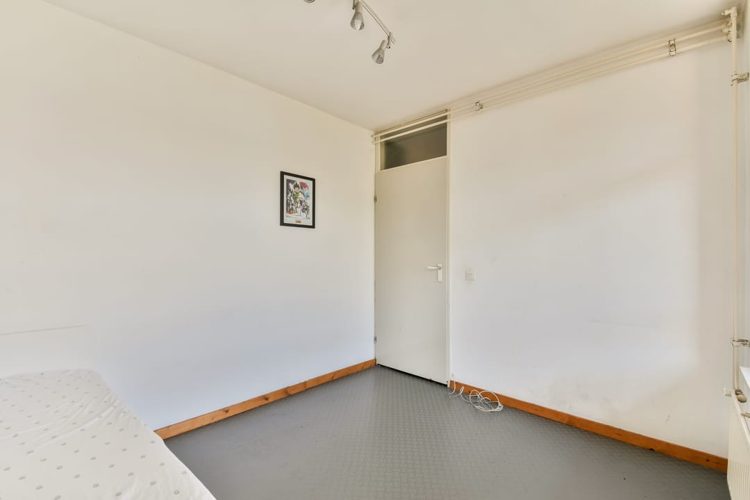 Photo 16 of Tielstraat 69