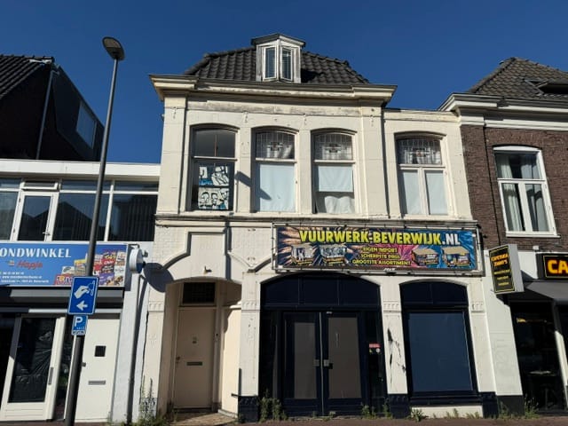 Bekijk foto 3 van Zeestraat 13