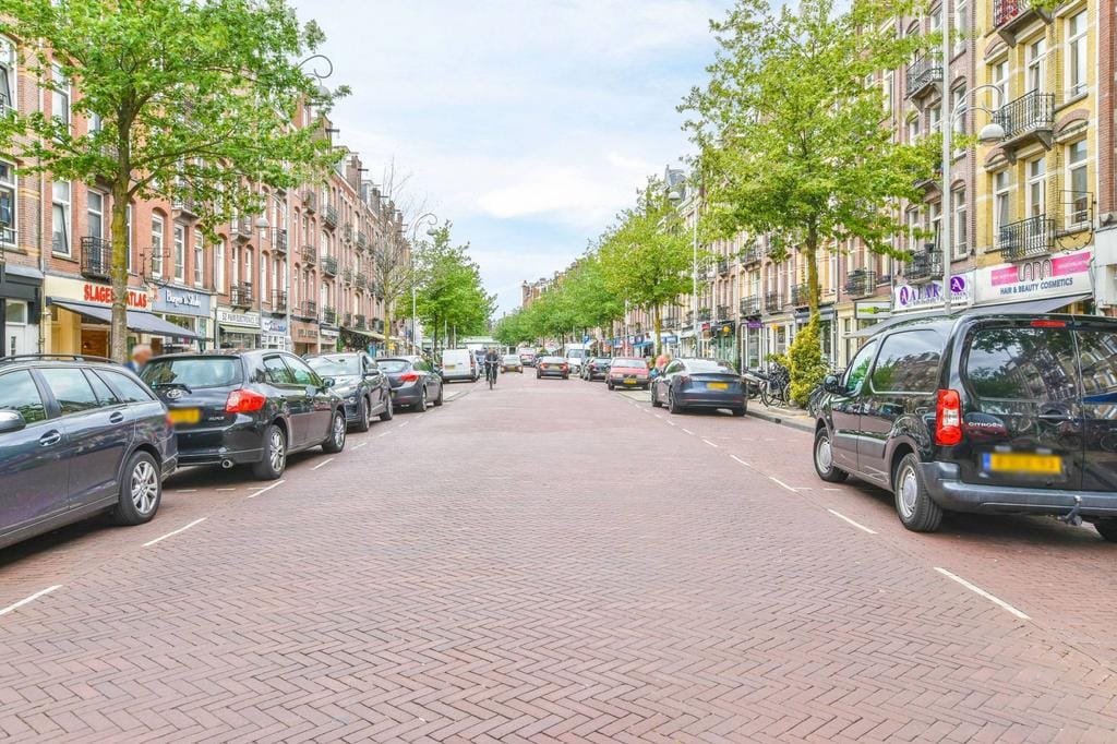 Photo 52 of Von Zesenstraat 360