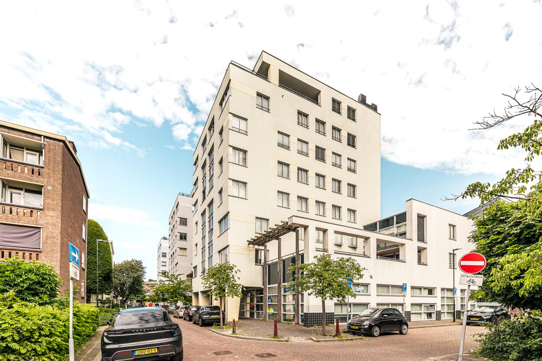 Photo 22 of Versteegstraat 19