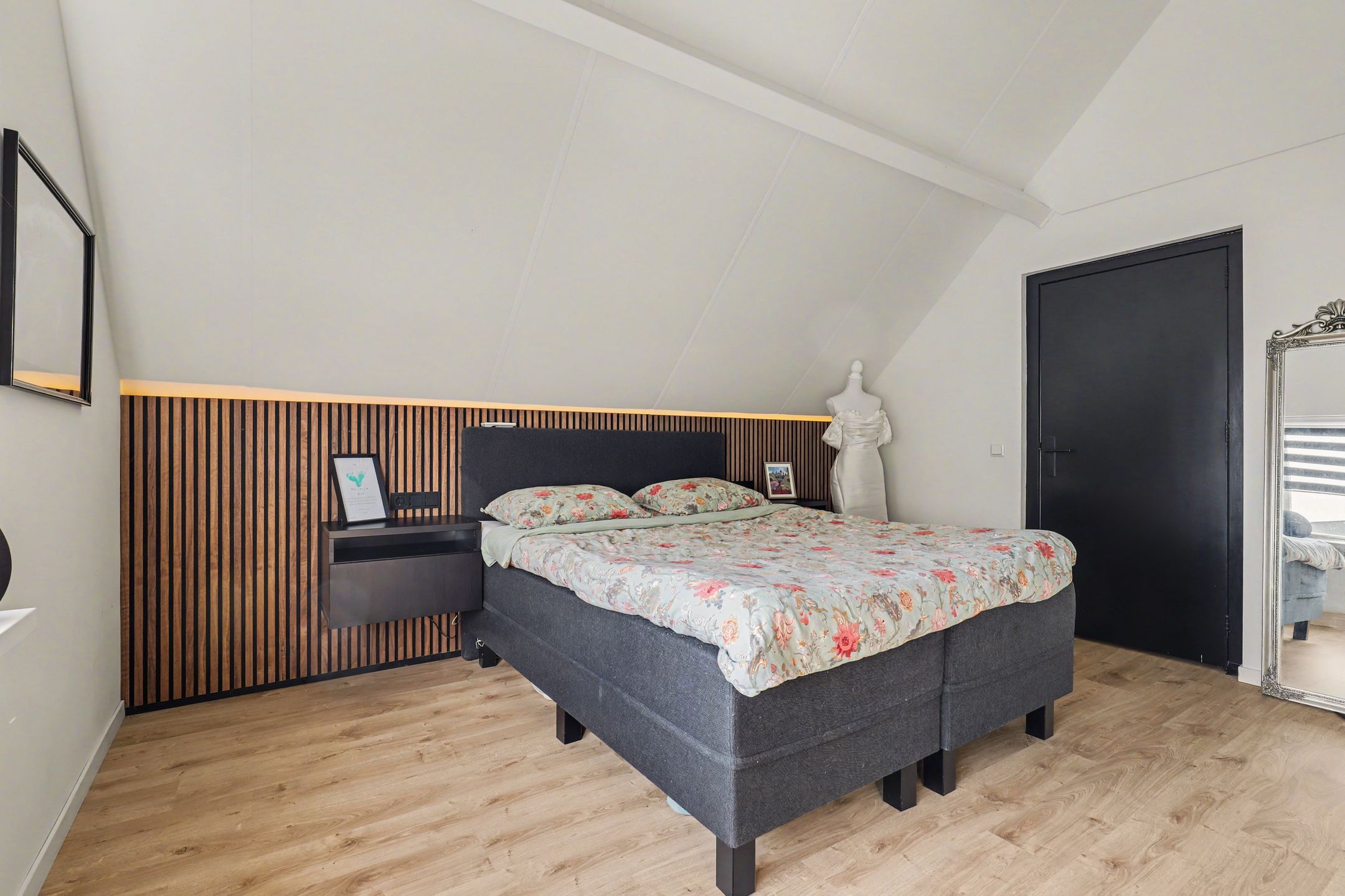 Photo 21 of Leimuidenstraat 5
