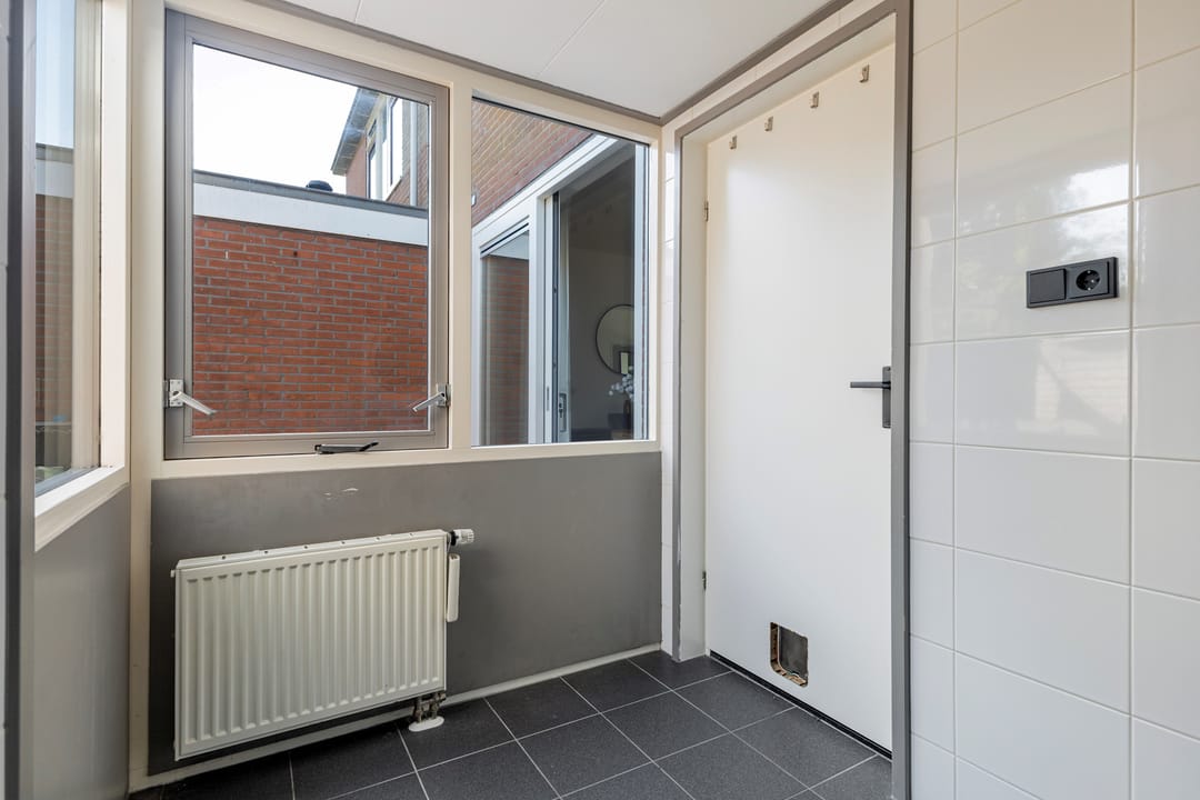 Photo 22 of Neeltie Jansstraat 10
